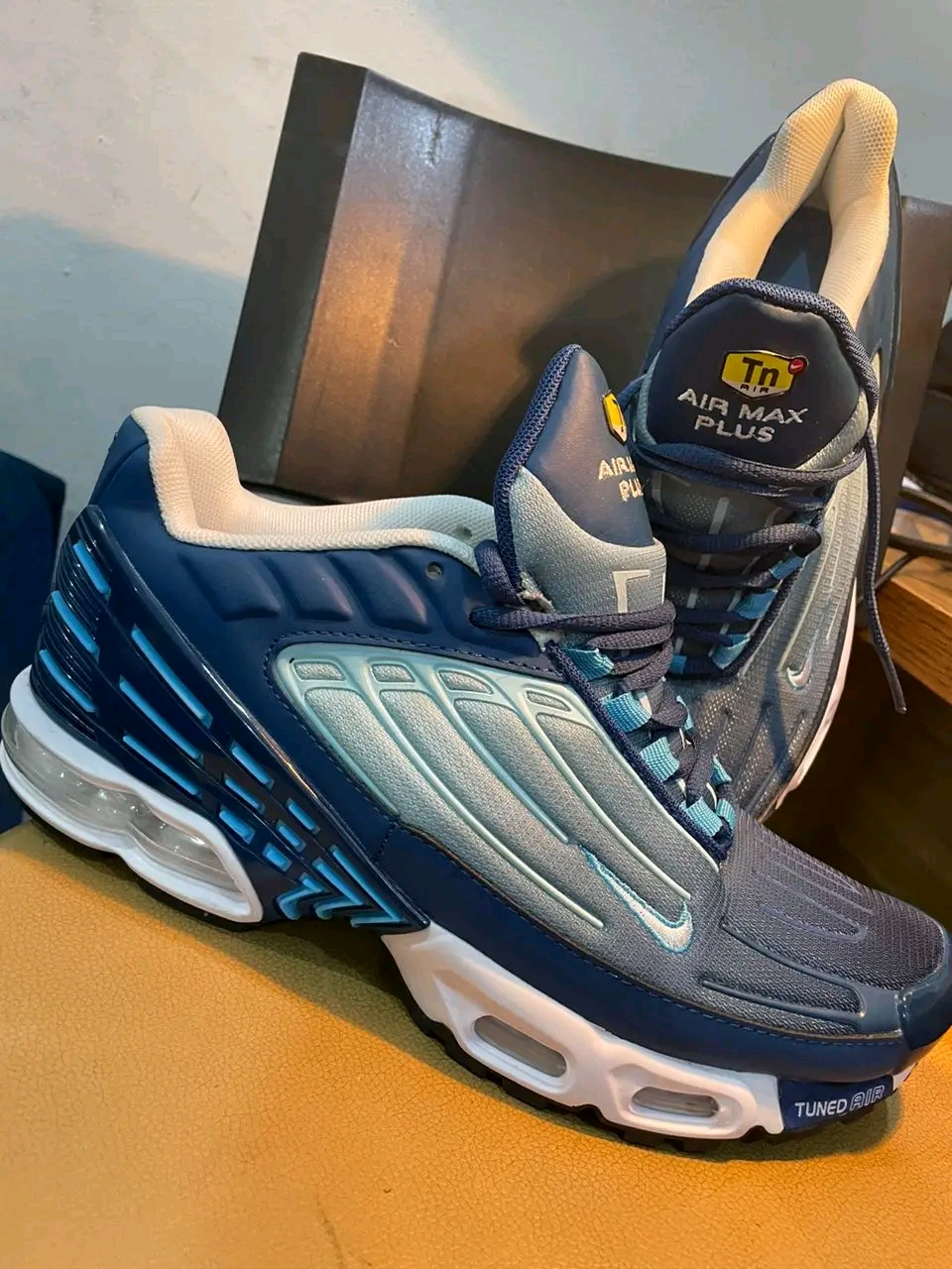 Air max plus